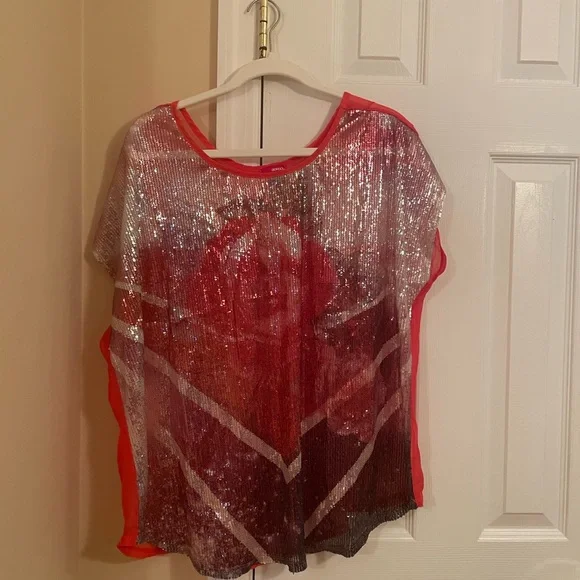 Last Change before donated! BONGO Red and Silver Sequin Blouse - Picture 1 of 3